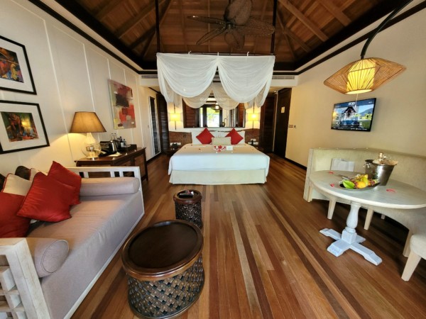 © VLife Blog vlife.blog – Anse Willkommen in der Beach Pool Villa im Luxushotel Story Seychelles.