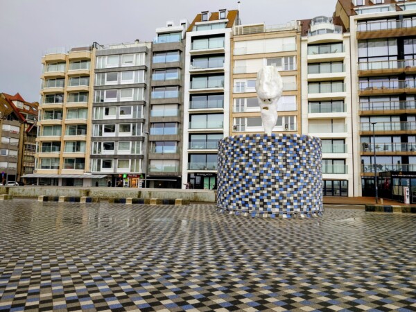 © VLife Blog vlife.blog Belgien Kunst im öffentlichen Raum auf dem Rubensplein.