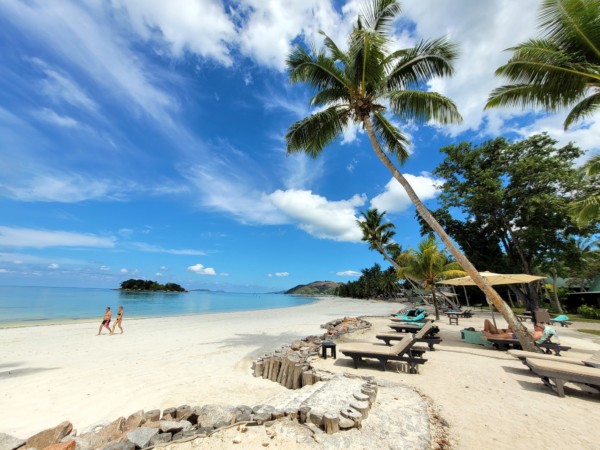 © VLife Blog vlife.blog – Das Hotel Paradise Sun liegt direkt am Strand der Côte d’Or auf Praslin.