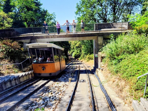 © VLife Blog vlife.blog Die Merkur-Bergbahn ist die längste Standseilbahn Deutschlands.