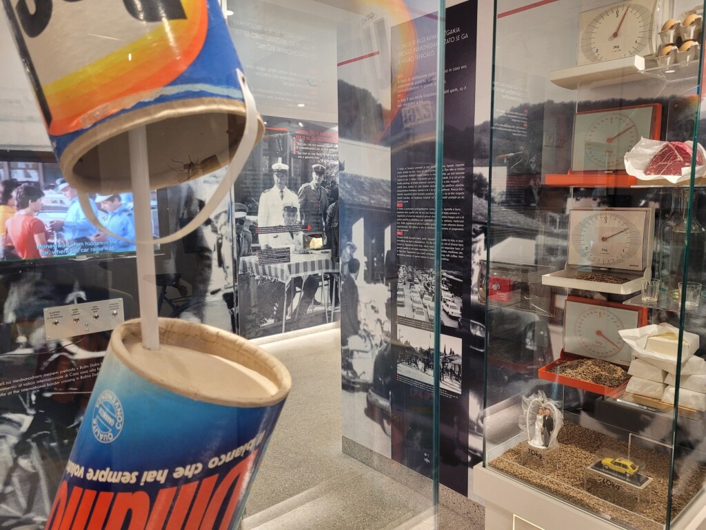 © VLife Blog – vlife.blog Im Zoll-Museum in Nova Gorica werden verschiedene Schmuggel-Optionen gezeigt.