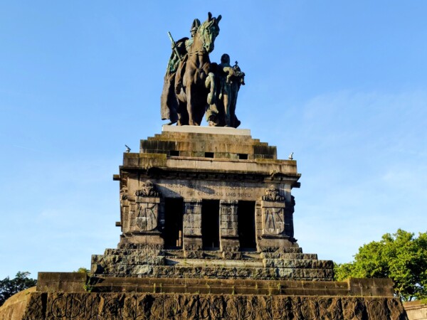 © VLife Blog vlife.blog Kaiser-Wilhelm-Denkmal am heutigen Deutschen Eck in Koblenz.