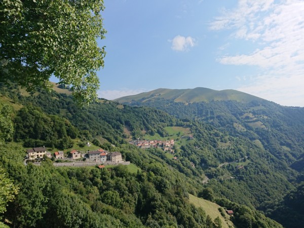 © VLife Blog vlife.blog Landschaft im Valle di Muggio im Tessiner Mendristiotto.